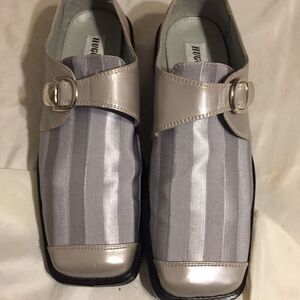 Hugo Vitelli dress shoes